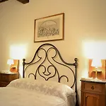 Il Palazzo Del Cardinale Bed and Breakfast Μονταλτσίνο