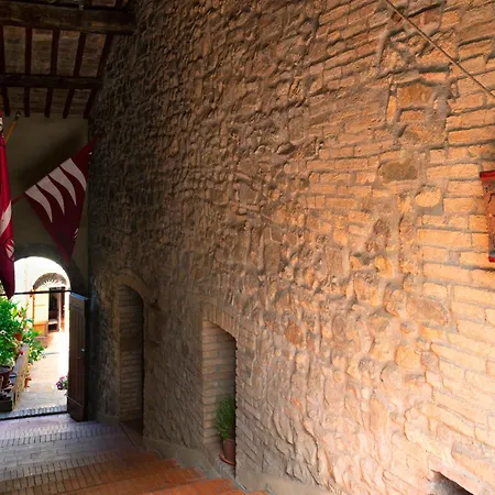 Il Palazzo Del Cardinale Oda ve Kahvaltı Montalcino