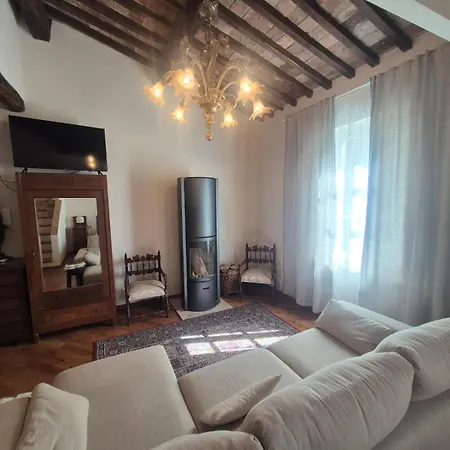 Il Palazzo Del Cardinale Bed and Breakfast Μονταλτσίνο