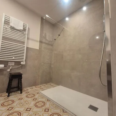 Bed and Breakfast Il Palazzo Del Cardinale Μονταλτσίνο