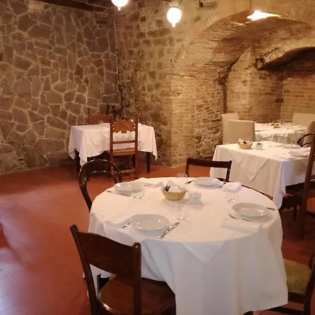 Il Palazzo Del Cardinale Montalcino